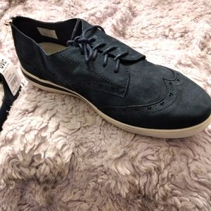 Ellen DeGeneres Averie Oxford Sneakers Lace Up